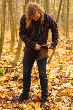 Leather bag with 4 pockets, style "warrior"