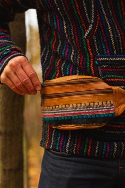Leather waist bag with tribal pattern - stripes
