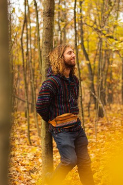 Leather waist bag with tribal pattern - stripes